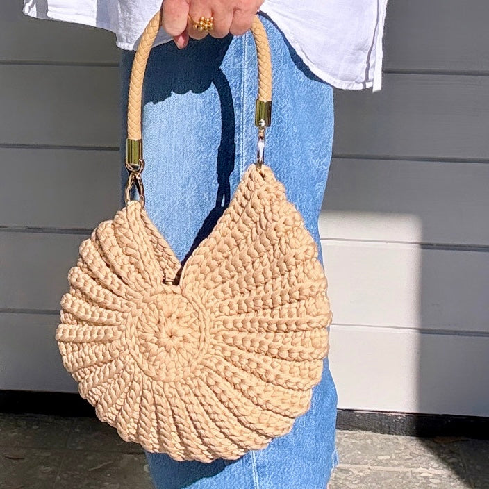 Wittering - Shell handbag
