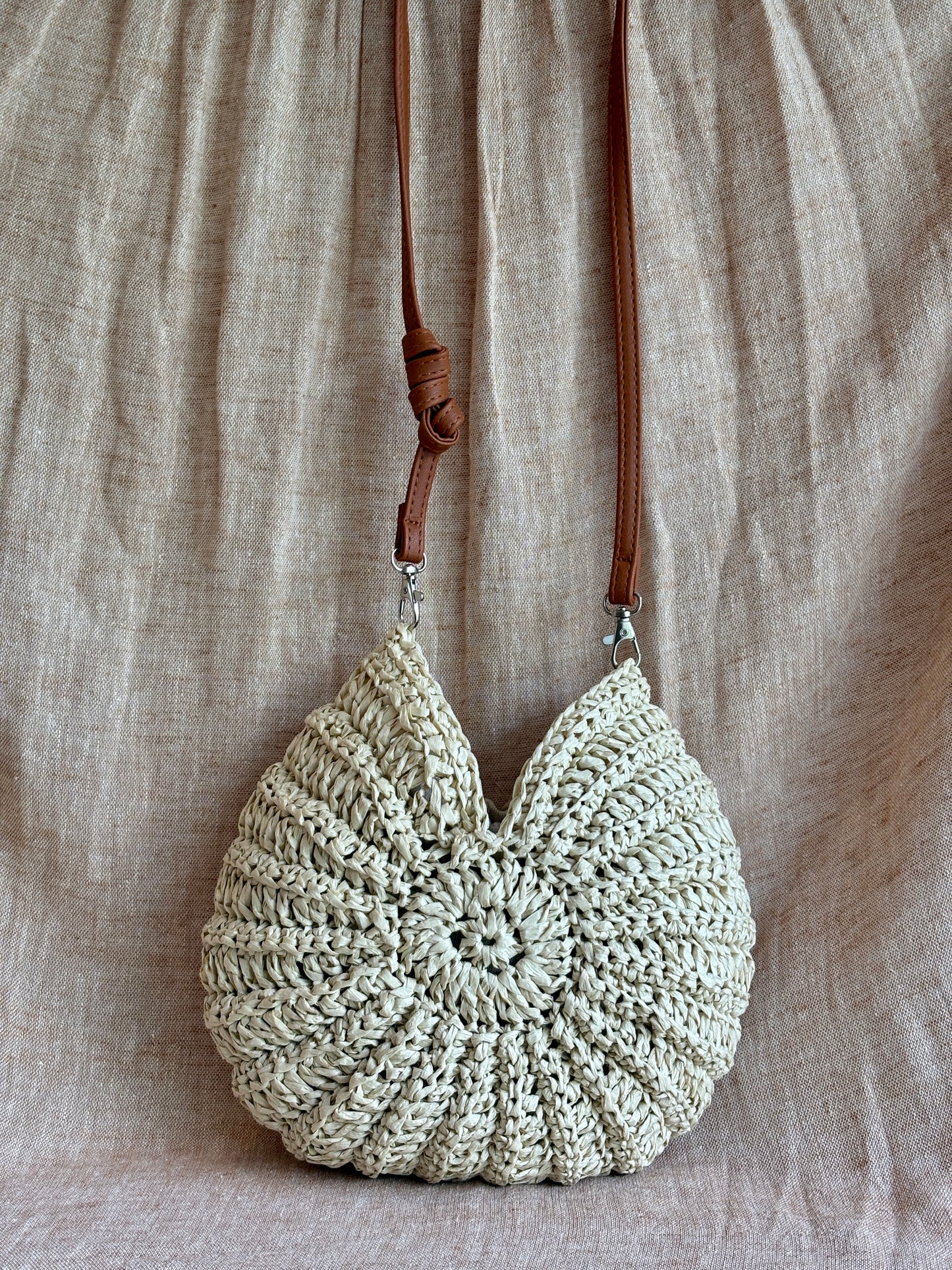 Carbis - Cross body Shell bag