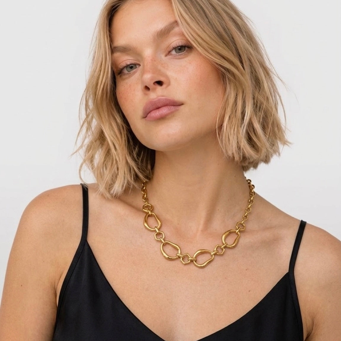 Cannes - Irregular link Necklace