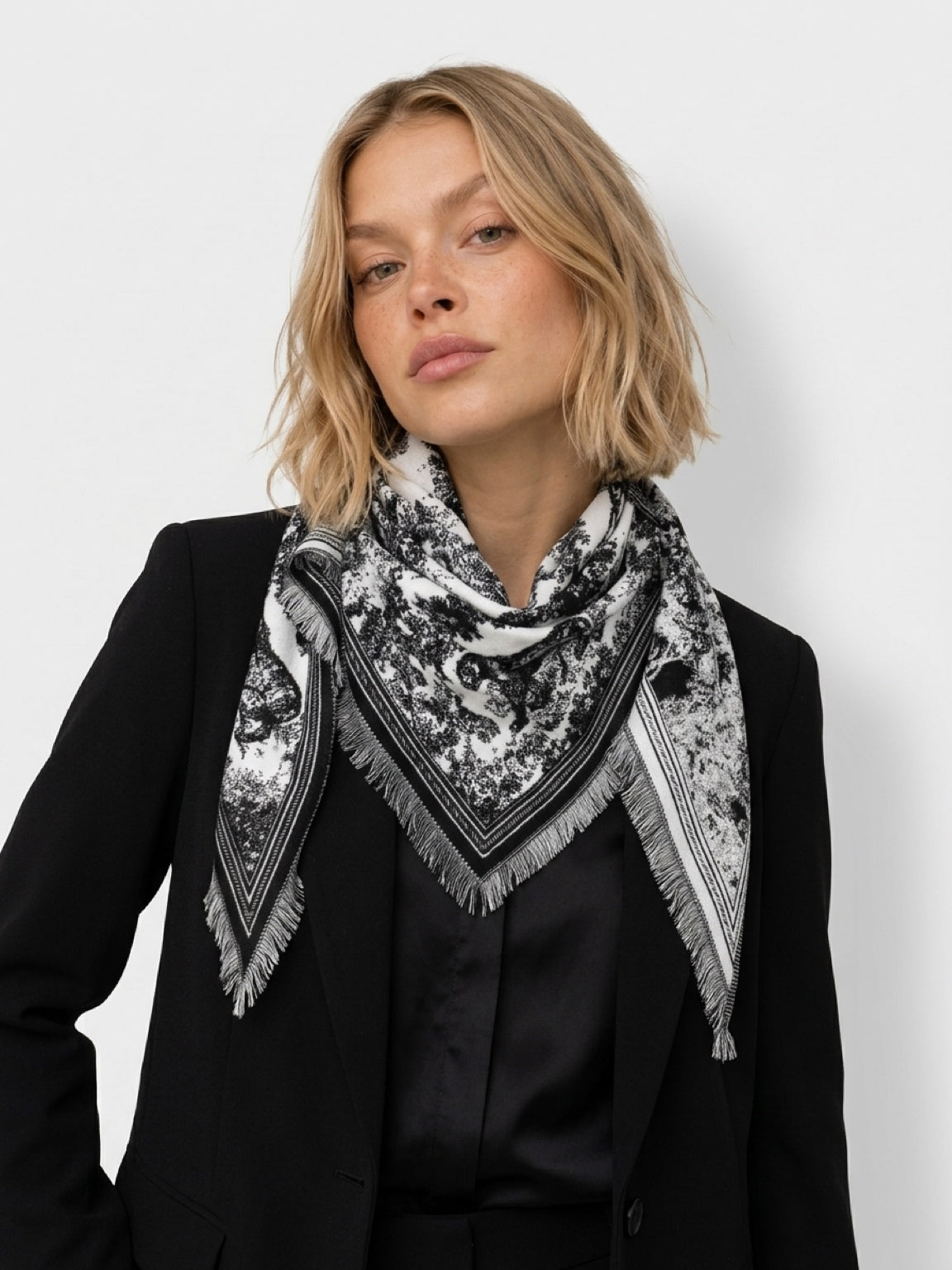 Versailles - Triangular Toile de Jouy Scarf - Black